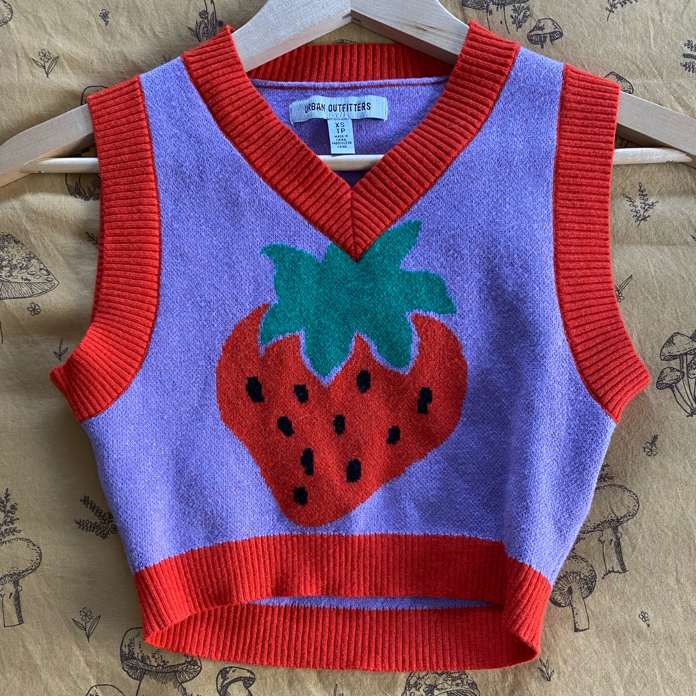 UO Sweater Vest